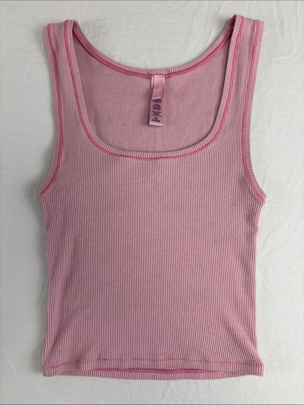 Skims Cotton Rib Tank Top in Bubblegum Pink color